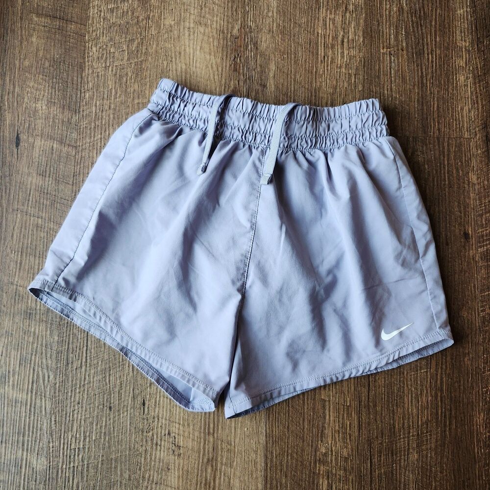 (Child's M) Nike shorts